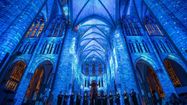 Avec Luminiscence, la lumière joue les premiers rôles puis l'Histoire se raconte